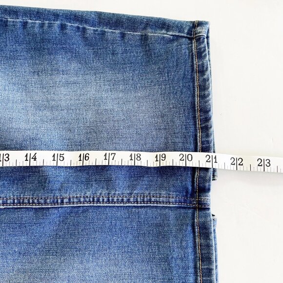 Guess Dark Blue Denim Pencil Skirt Distressed Exposed Button Fly Women’s Size 28 - Picture 5 of 8